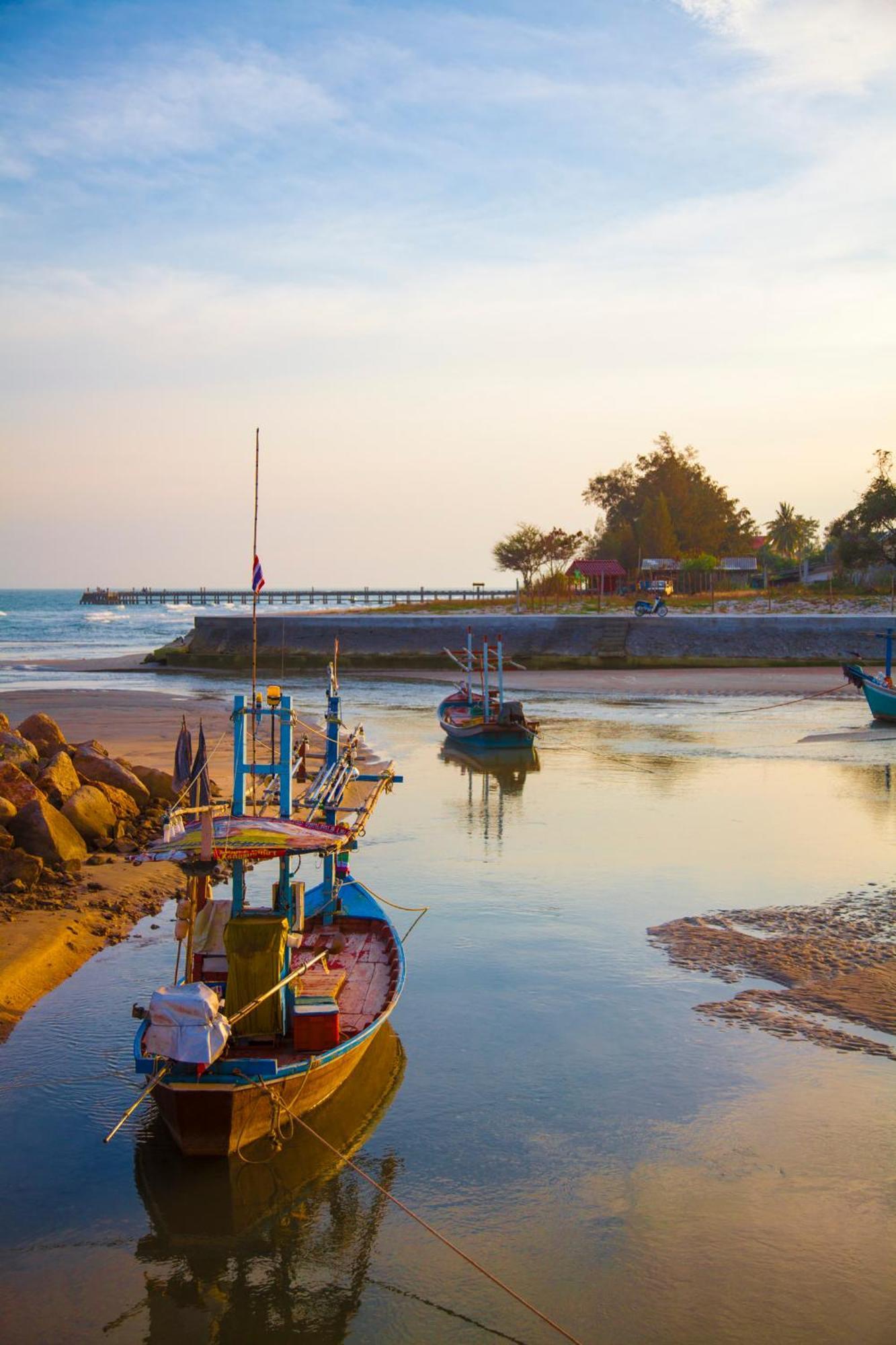 Absolute Beachfront Villa Ban Huai Yang Luaran gambar