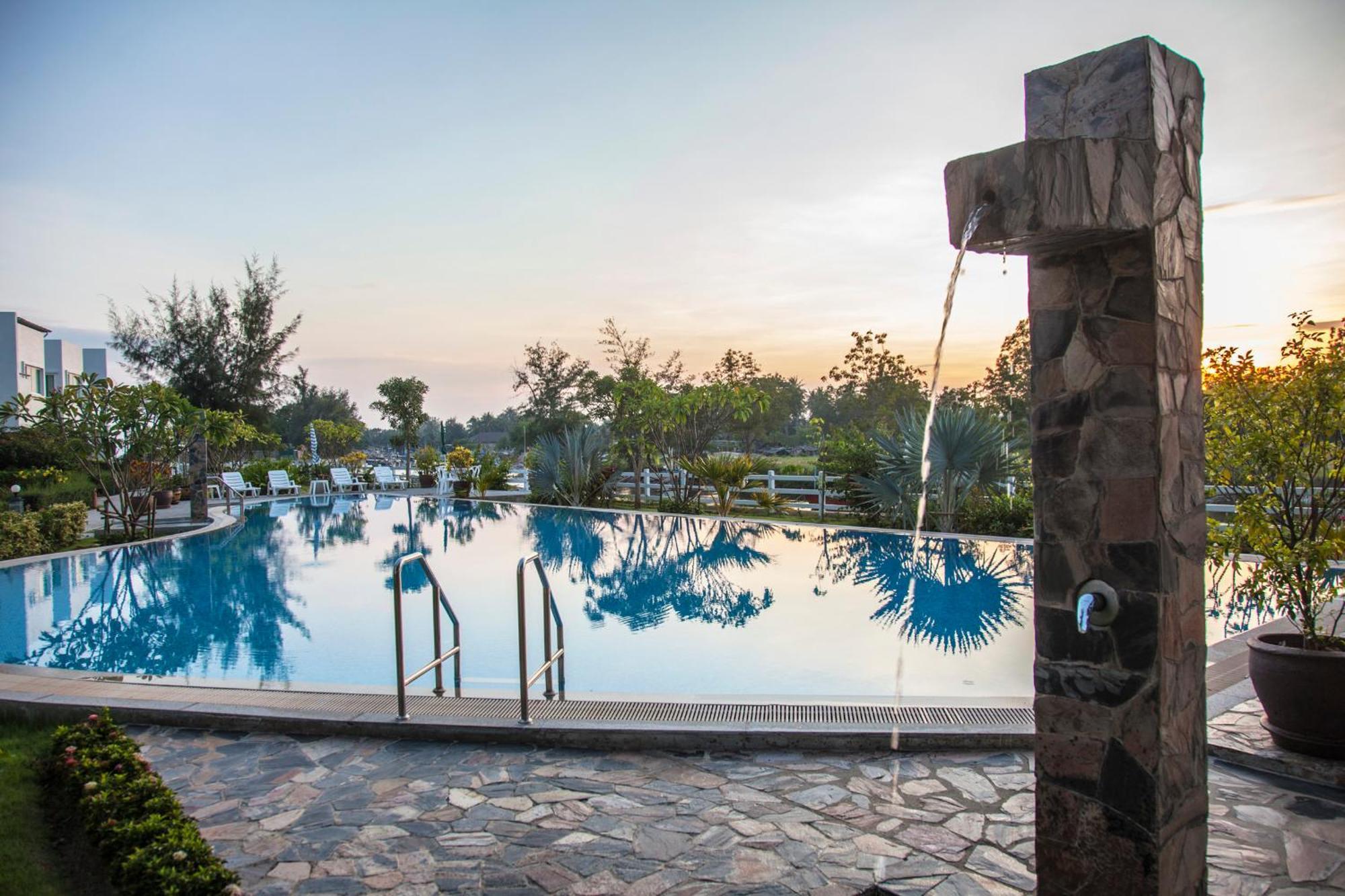 Absolute Beachfront Villa Ban Huai Yang Luaran gambar